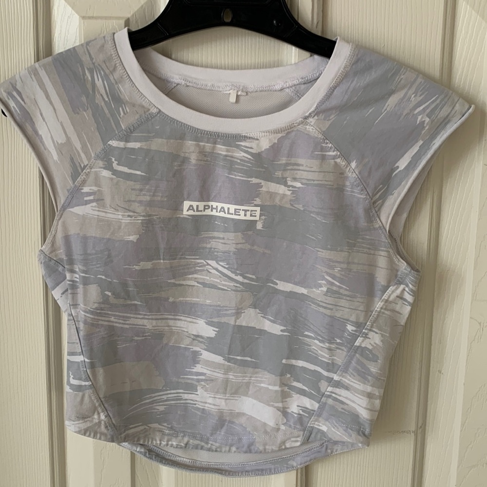 Alphalete velocity crop